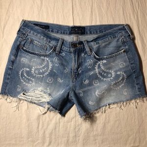 Lucky brand Jean shorts w paisley print